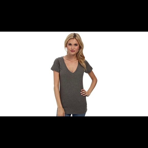 [LNA] deep V neck t shirt GUC#2 - Picture 1 of 5